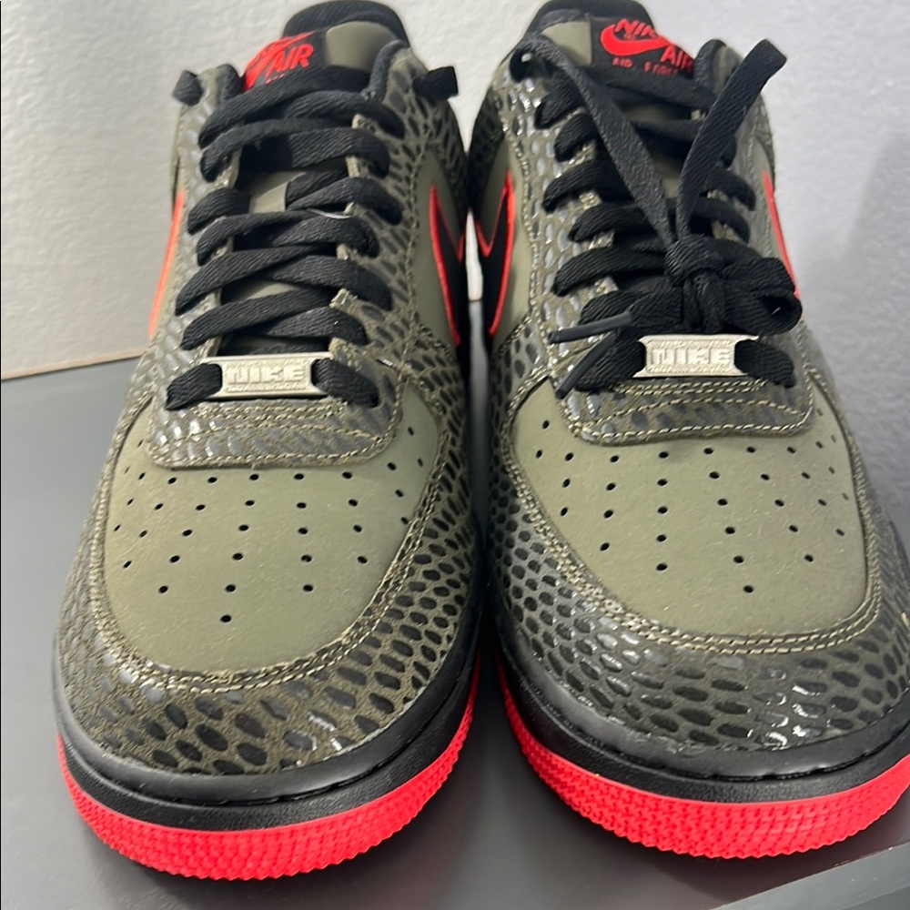 Nike Men's Olive and Red Sneakers